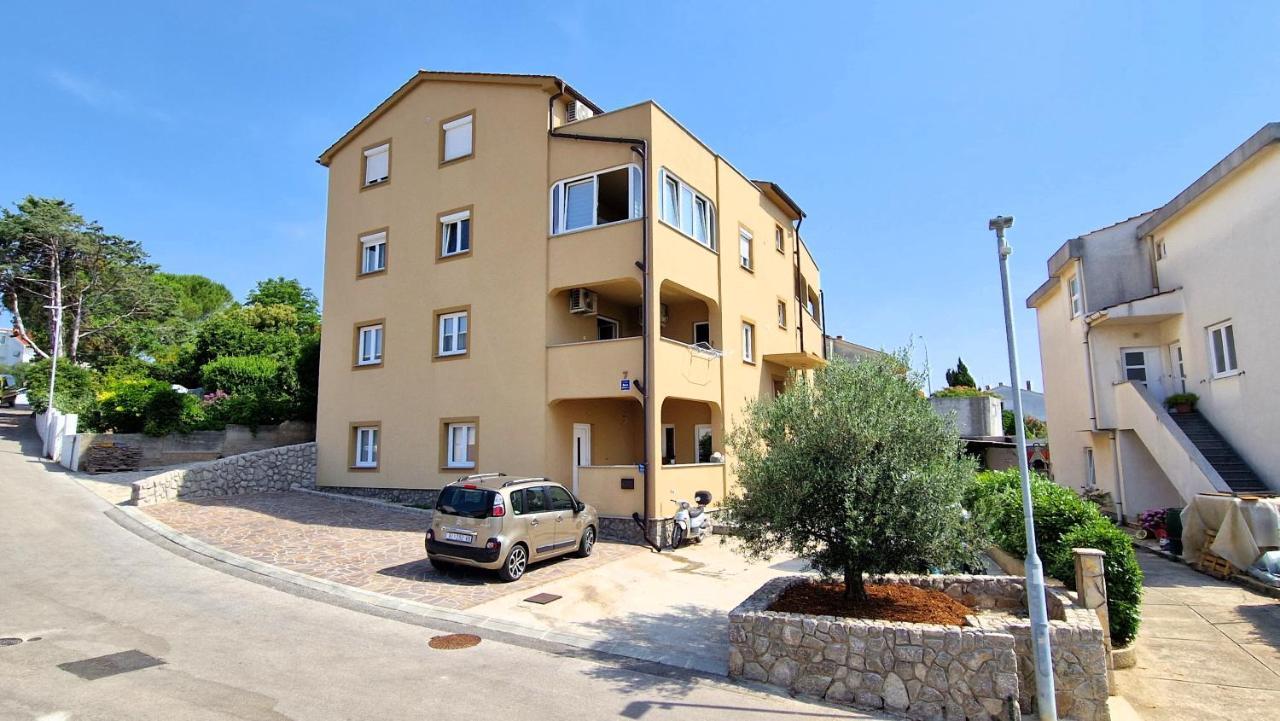 Apartment Goran Krk Town Extérieur photo