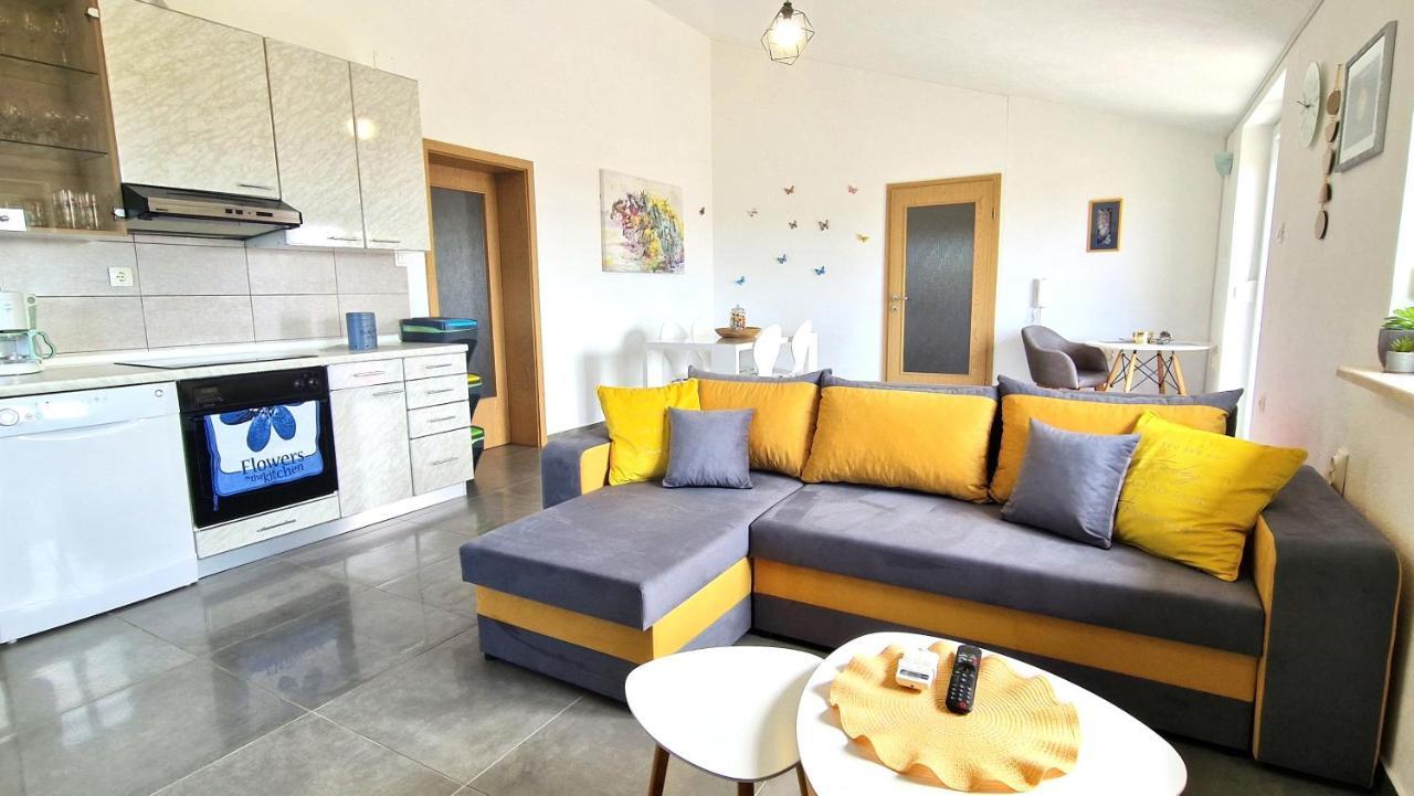 Apartment Goran Krk Town Extérieur photo