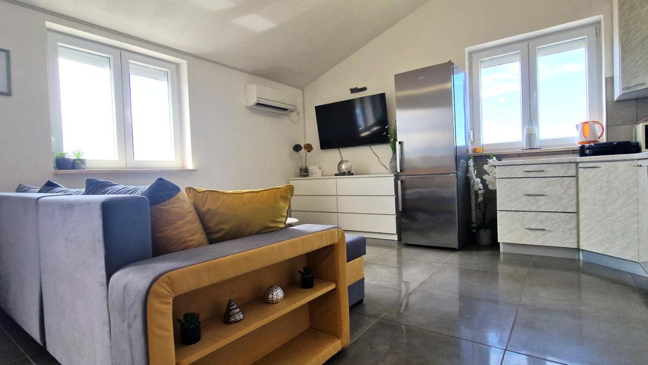 Apartment Goran Krk Town Extérieur photo